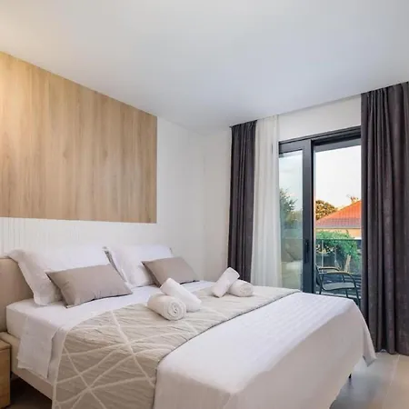 וילה Luxury With Swimming Pool And Sauna *